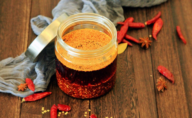 孕后期老是拉肚子怎么回事,孕后期拉肚子怎么回事