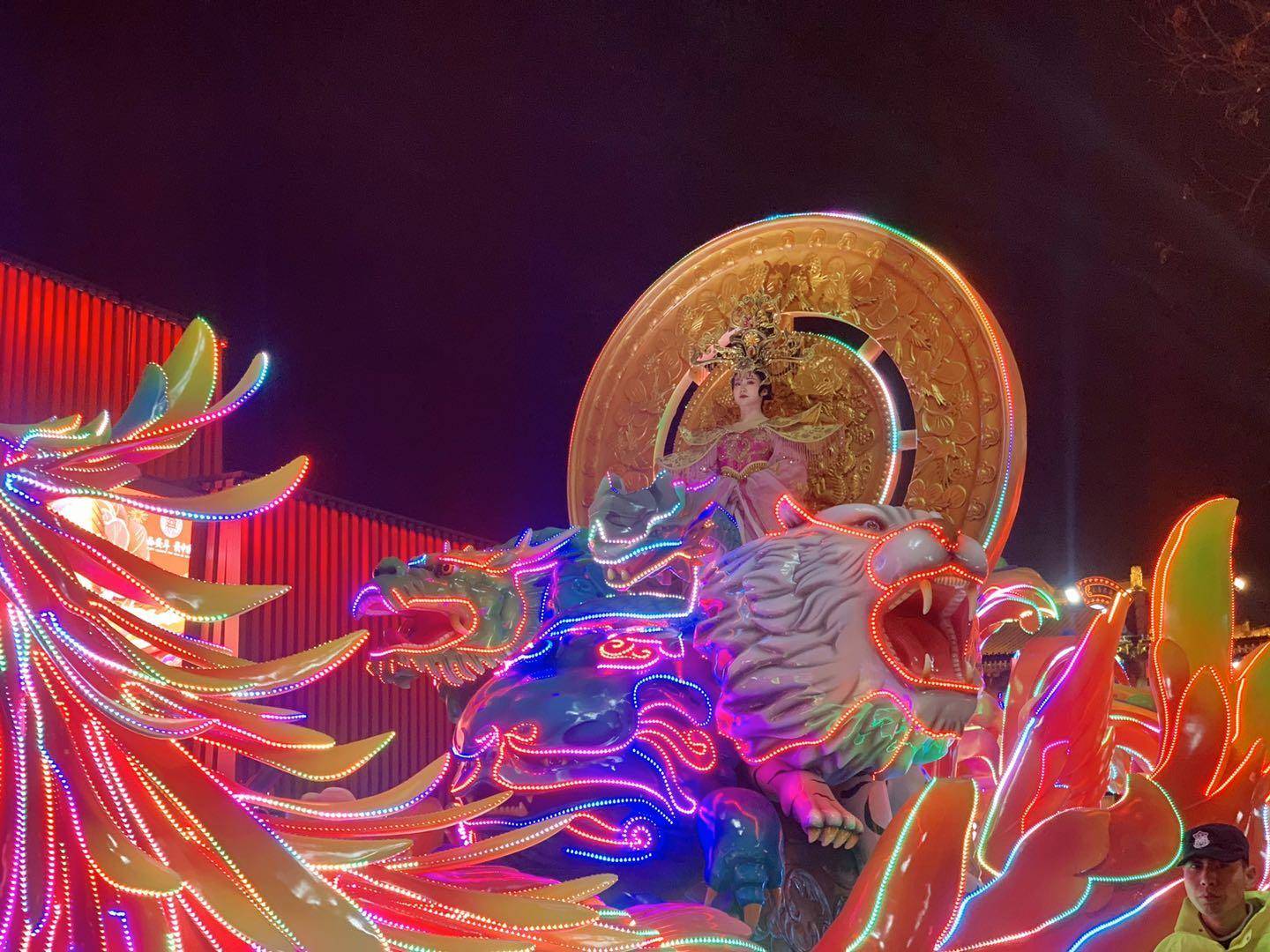 西安古城古韵美景,西安古城见证着历史长河的沧桑