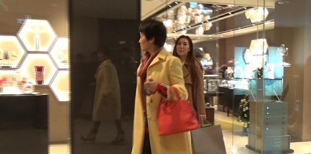 单身中年女人怎么化解孤独,单身女性如何克服孤独感