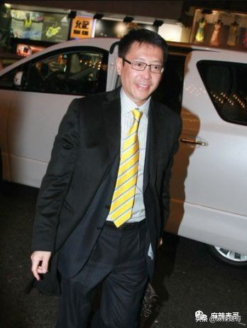 每月200万不够花,每月挣2000元不够花