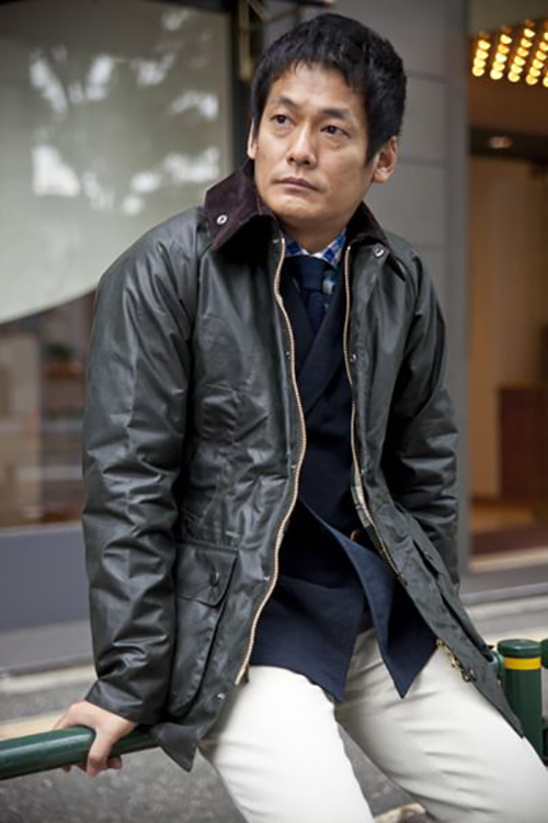 涓婅嚦甯濈帇灏嗙浉涓嬭嚦骞虫皯鐧惧,鑻卞浗鐨囧鍝佺墝barbour