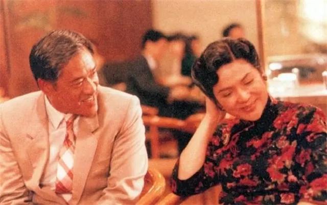 90年代香港影坛双周一成怎么来的,香港金像奖历届最佳影片