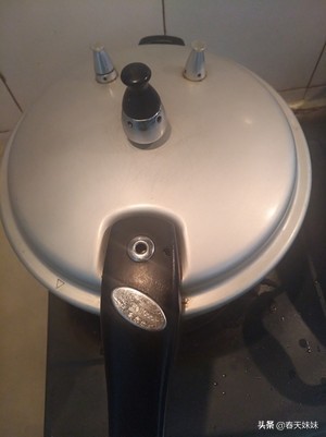 豆豉鲮鱼油麦菜用哪种豆豉鲮鱼好,金奖豆豉鲮鱼和优质豆豉鲮鱼