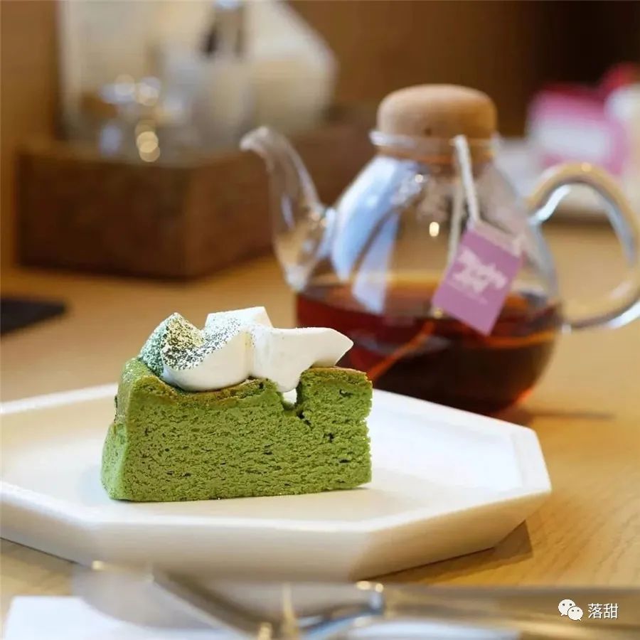 杂谈|你会不会在乎:盘子和甜品配不配?