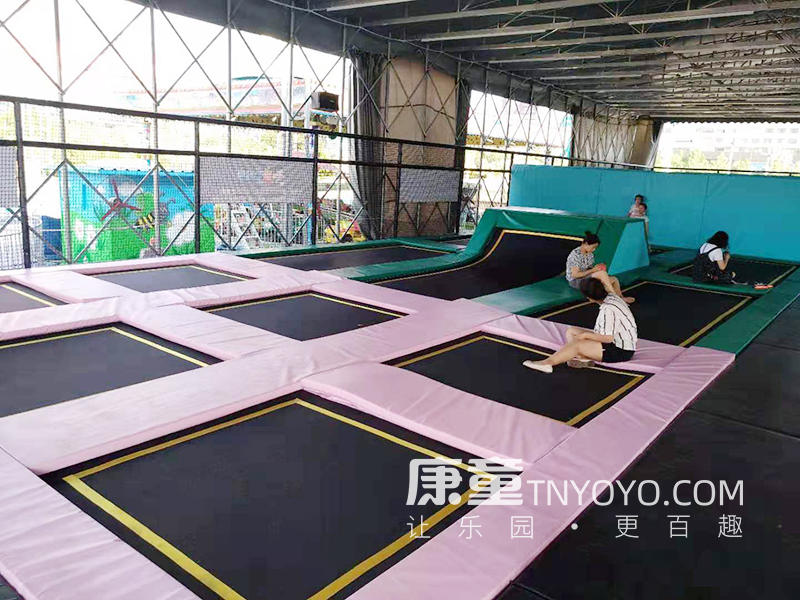 开蹦床馆600平方投资多少钱,蹦床馆投资前景怎么样