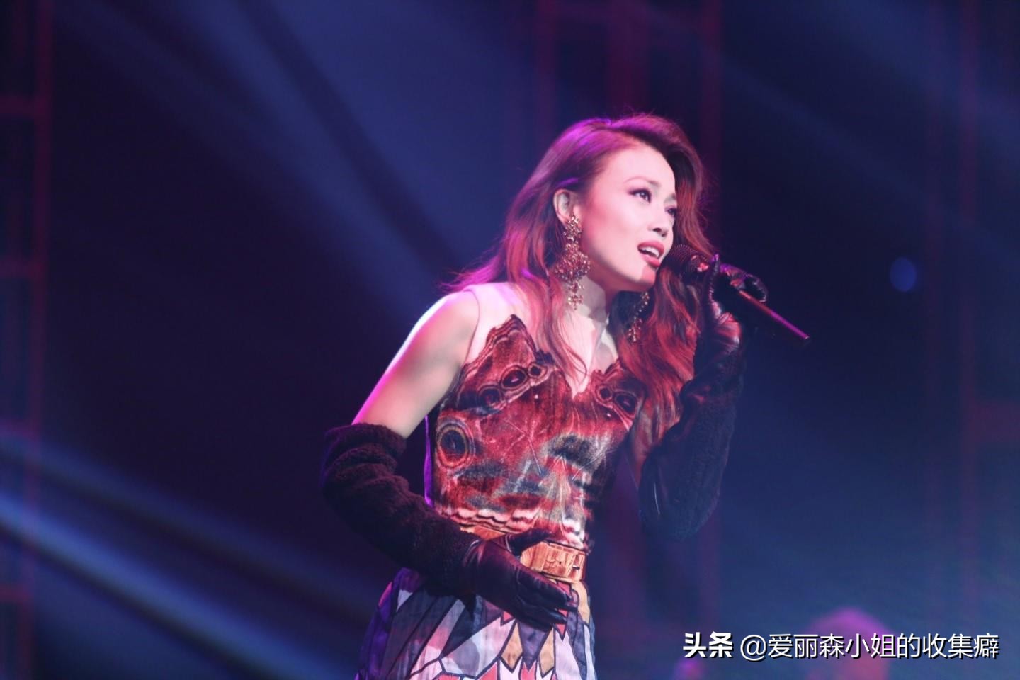 明星冷知识20条：周杰伦爸爸没有打妈妈、刘德华真名就是刘德华