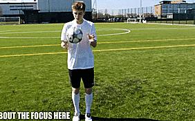 怎么提升足球颠球球感,网球初学颠球球感练习