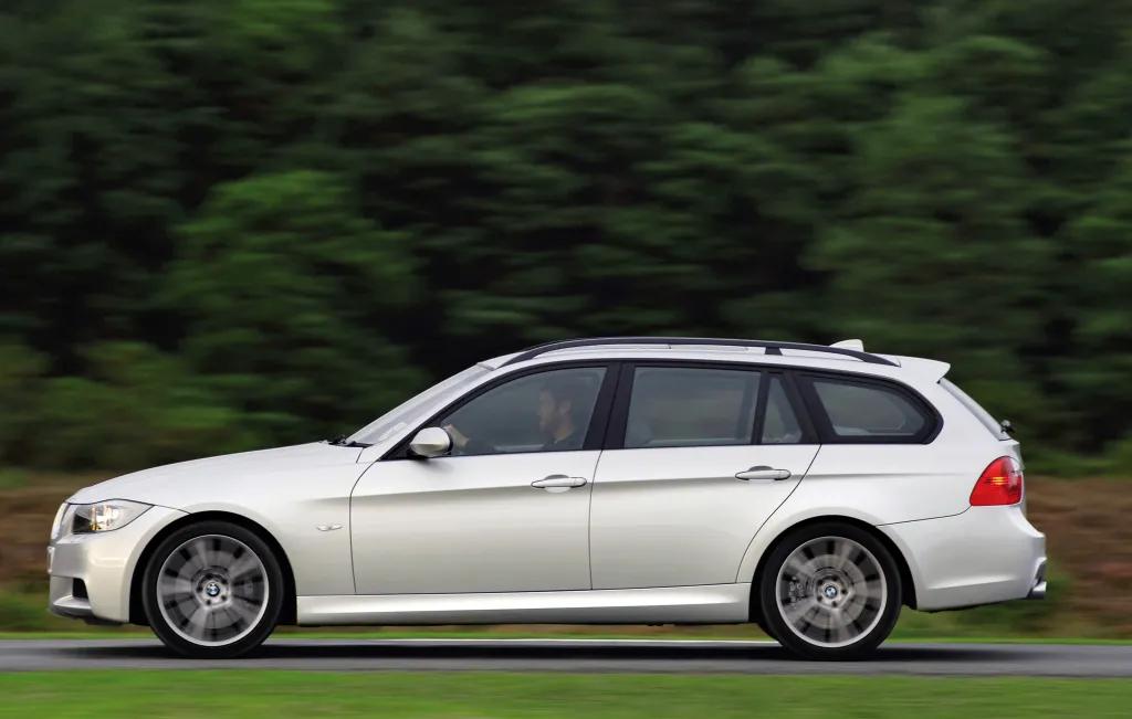 宝马e9x敞篷,宝马e9x335i