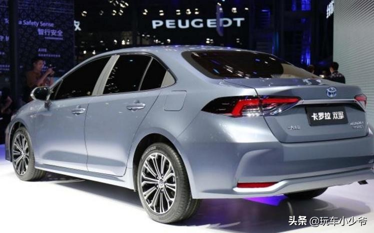 全新卡罗拉和朗逸哪个值得购买,1.6手动朗逸和1.2t卡罗拉哪个省油