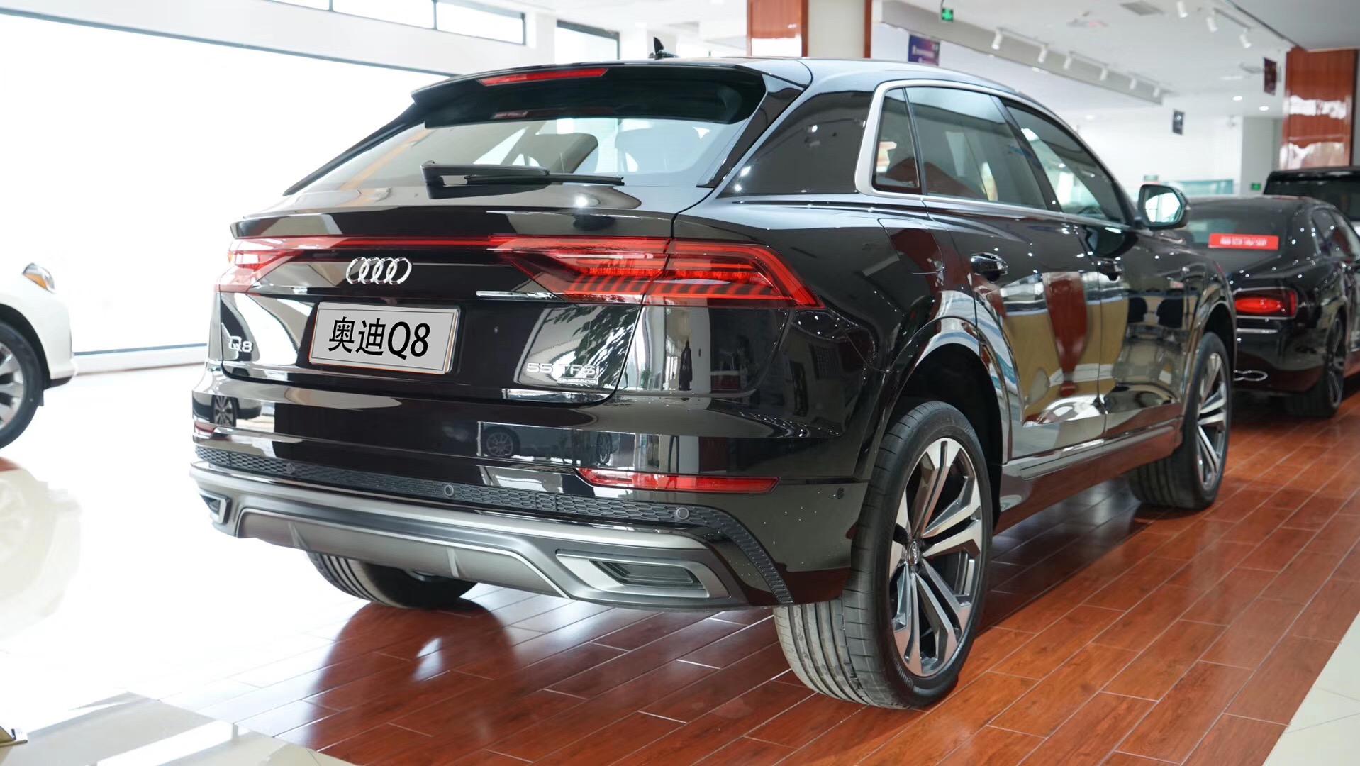 一套车载音响就值8万多,奥迪q8劲爆音响