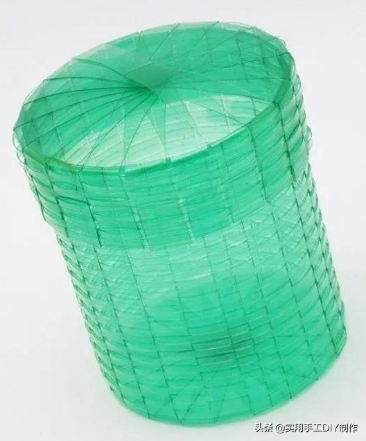 旧物利用改造技巧塑料瓶,简单的旧物改造塑料瓶高清图片