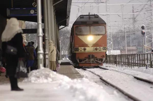 10部让你魂飞魄散的列车电影,列车电影推荐大片完整