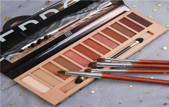 眼影保质期能放几年,眼影保质期过了还能用