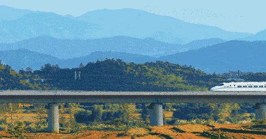 中国最美高铁线路沿途风景,中国最美高铁旅游线路