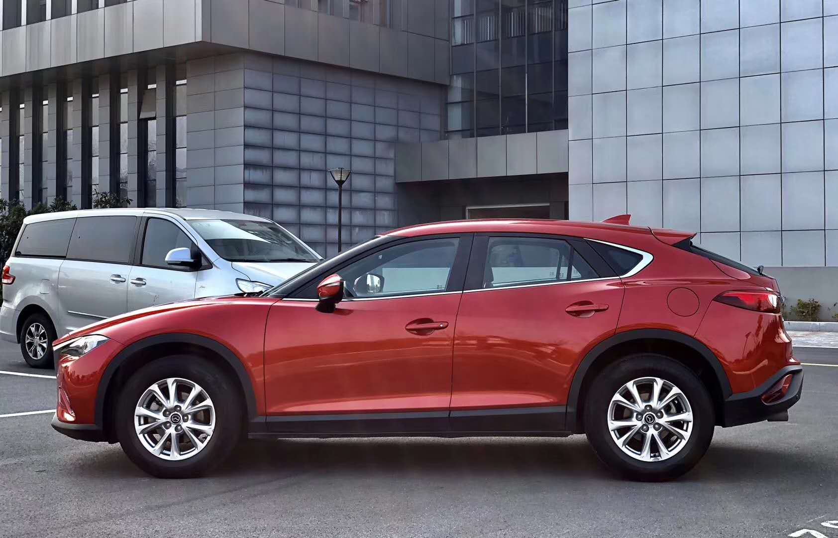 车贩子的准新车哪来的,二手车不易被发现的猫腻