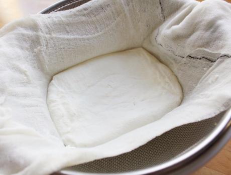 用新鲜的牛奶做奶酪有教程吗,奶酪不用买只需3种材料轻松自制