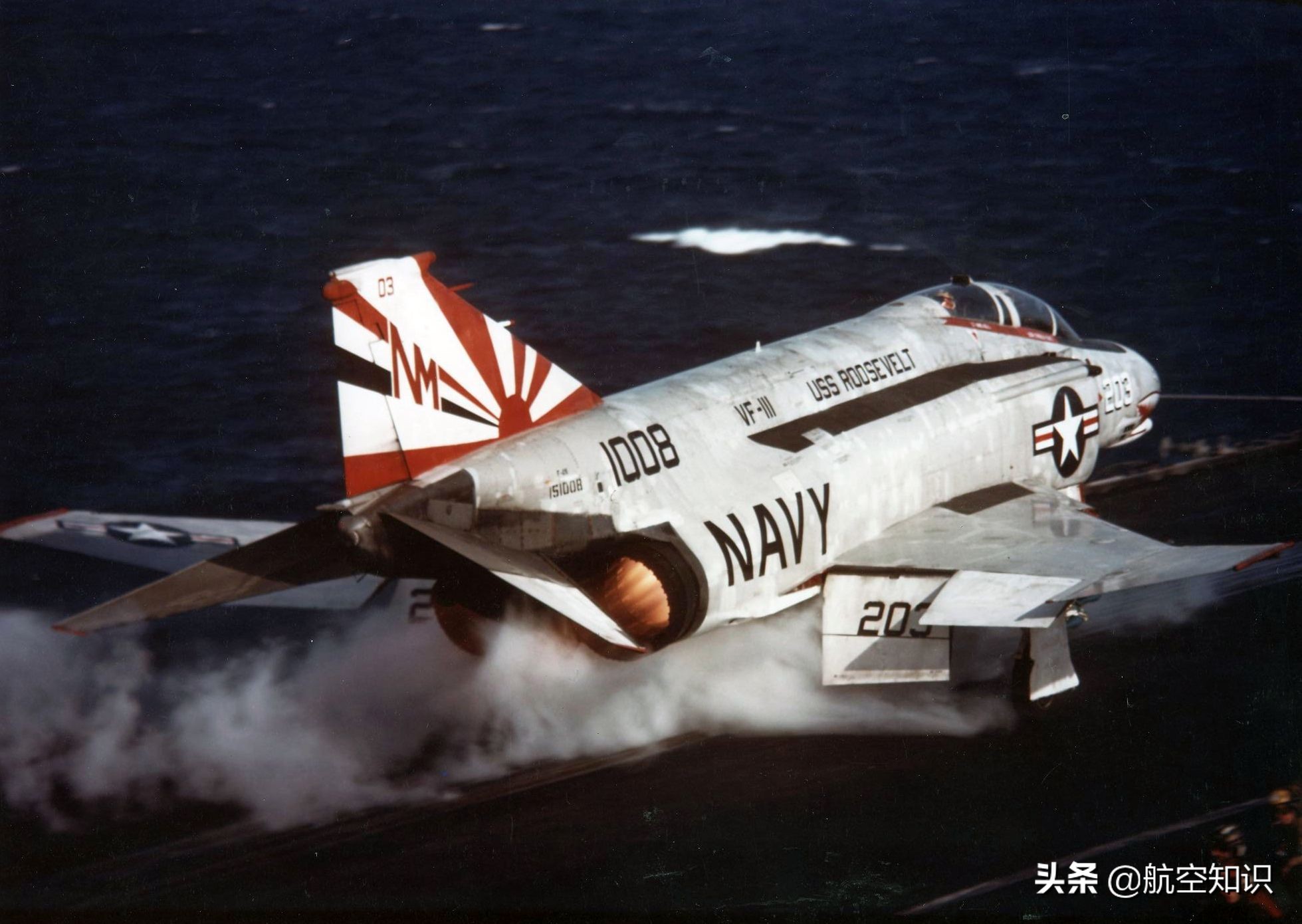 美国航母舰载机联队,美国航母舰载机主要是什么