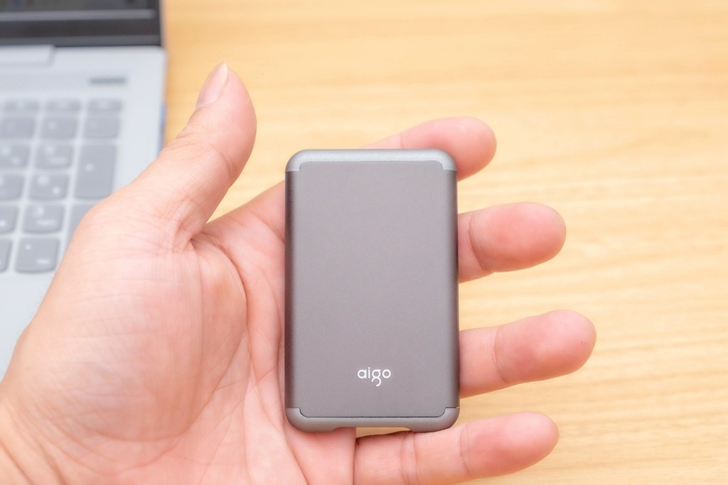 爱国者s7移动固态硬盘质量怎么样,爱国者s7固态硬盘指标