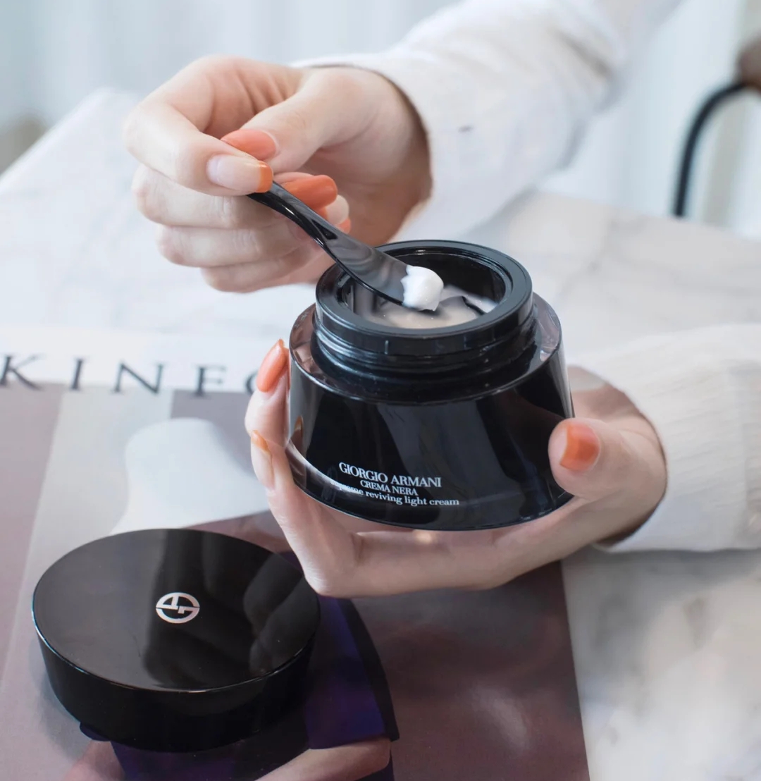 娇兰黑兰面霜和黑兰精华哪个好,娇兰黑兰面霜真实测评