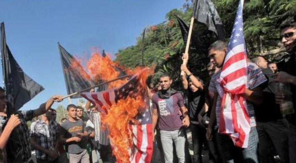 卡扎菲，“非洲之王”有多狂？