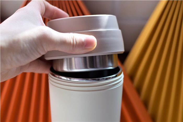 可以烧开水的恒温杯测评,水杯可以泡茶也可以泡咖啡的杯子