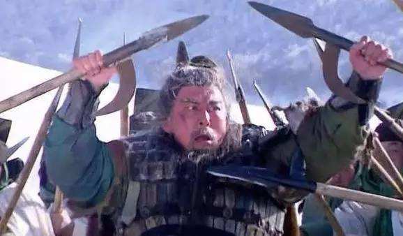 刘备长子被诸葛亮处死，临刑撂下一狠话，刘备后怕道：幸好没手软