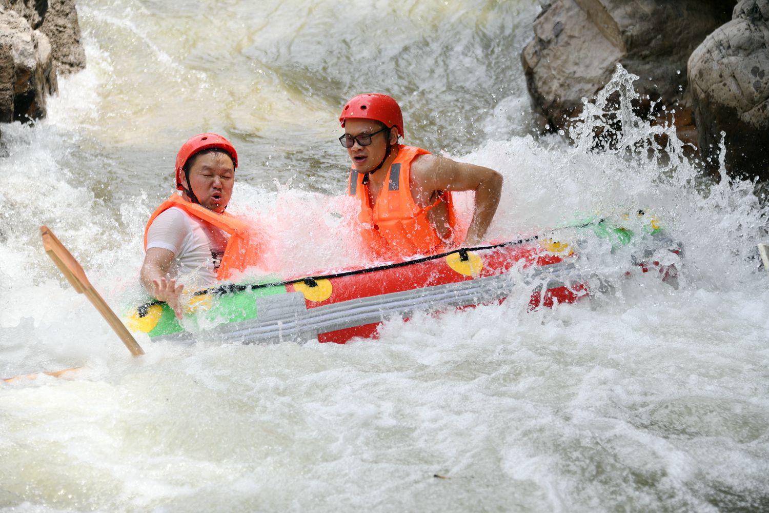 浙江天台溯溪漂流,天台漂流哪里最好玩最刺激