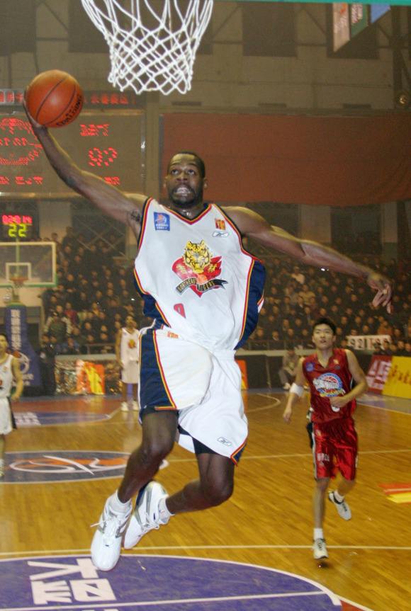 cba联赛历史得分王,cba历史抢断排行榜最新排名