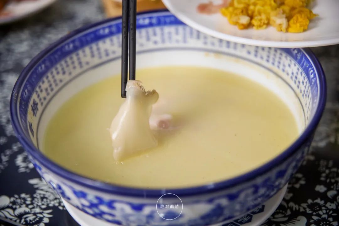 曲靖过桥米线所有门店,曲靖米线多少钱一碗