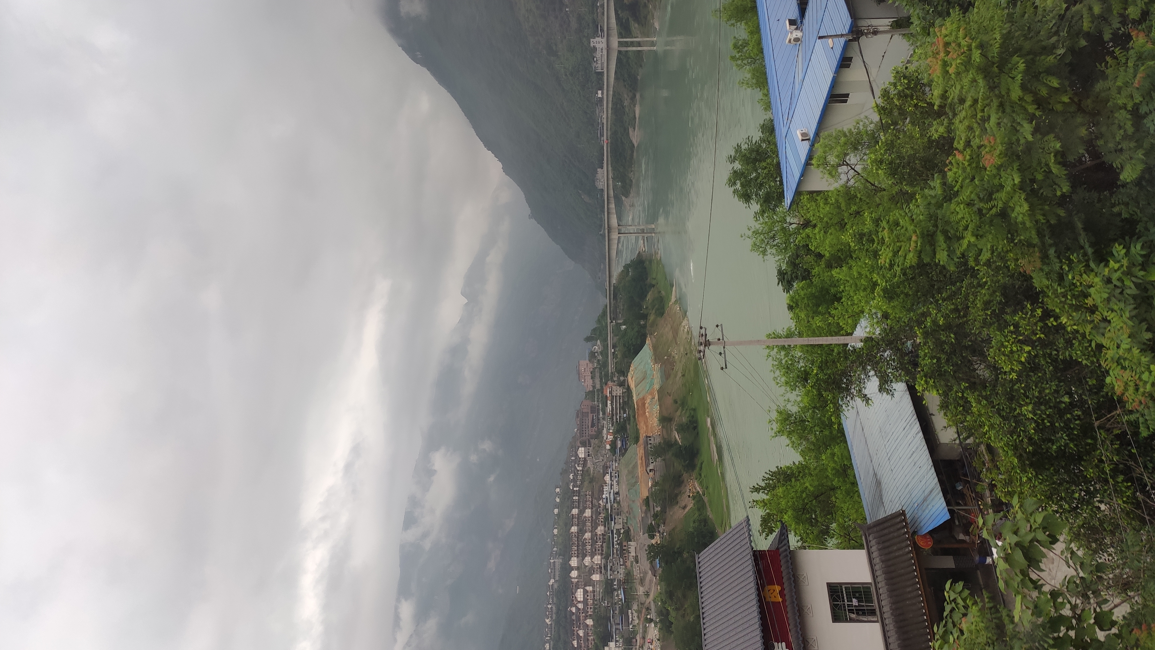 山城重庆的夜别样的美,重庆四天三夜