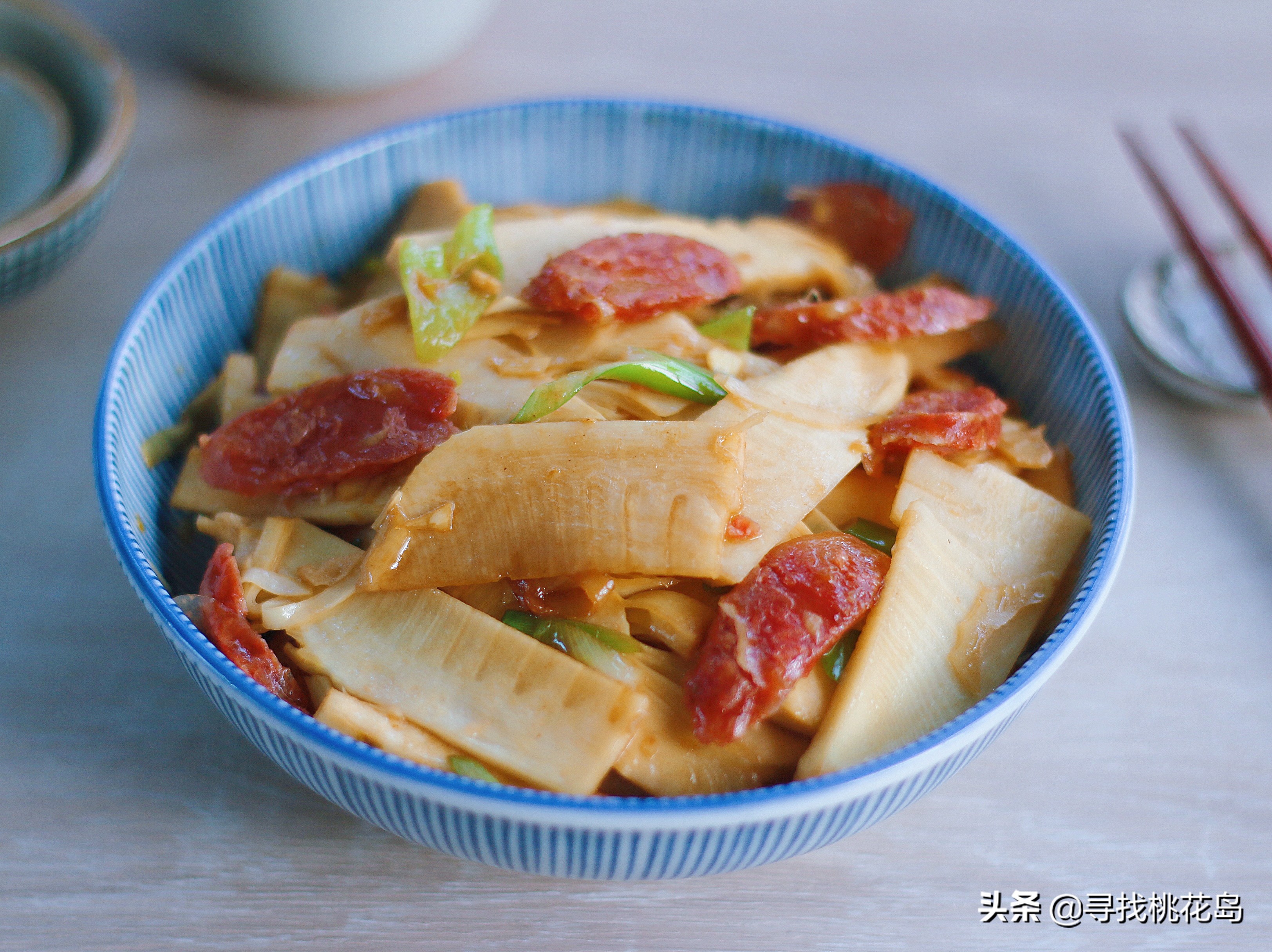 冬笋腊肠这么炒,笋片不涩又入味,好吃下饭,冬天吃正当时