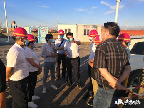 让党旗在企业高高飘扬,让中国革命旗帜高高飘扬