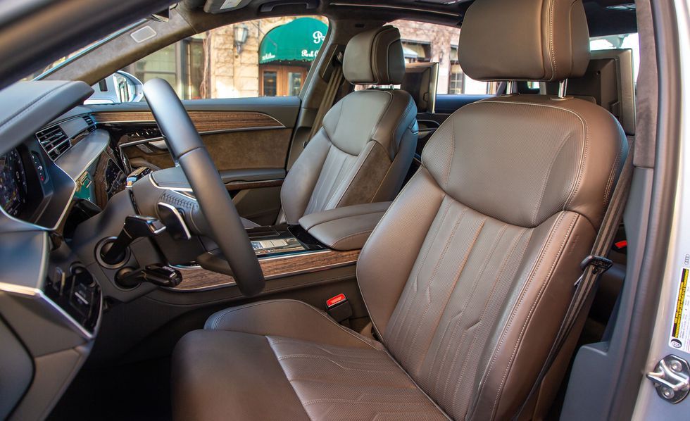 2019款奥迪a855tfsi豪华版二手车,试驾奥迪a82020款