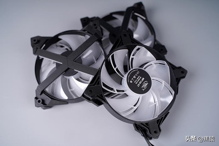 安钛克CUBEDRAK装机展示，11700+ROGB560-G+3080TI