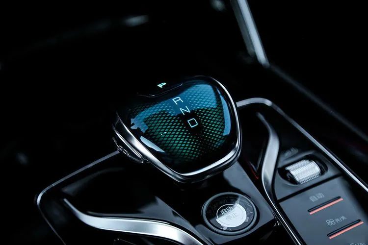 2021款唐dm-i112km质量靠谱吗,2021唐dm可以升级dilink4.0吗