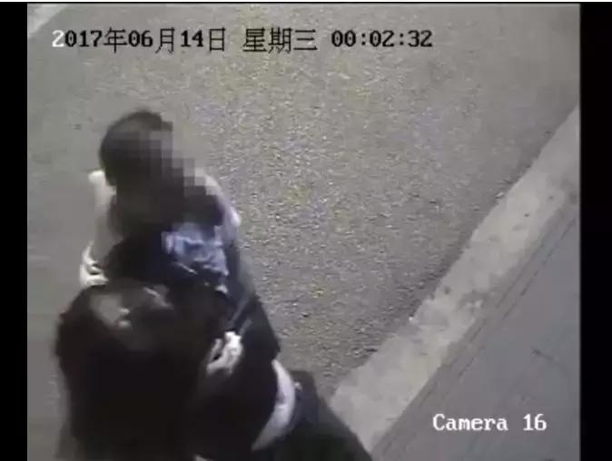 男子疑似迷奸女同事:他曾自扇耳光道歉,一审却被判无罪