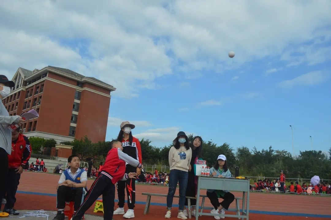 精彩难忘，未来可期，向着阳光奔跑吧！福清文光学校小学部第七届田径运动会闭幕式