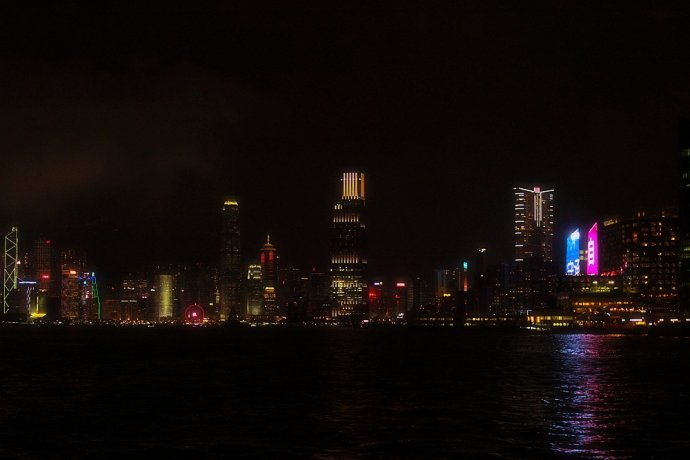 维多利亚港夜游后去澳门,夜游香港维多利亚港笑看风云