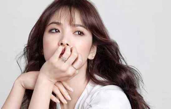 八字刘海怎么弄好看又显脸小,八字刘海怎么弄才显得比较好看