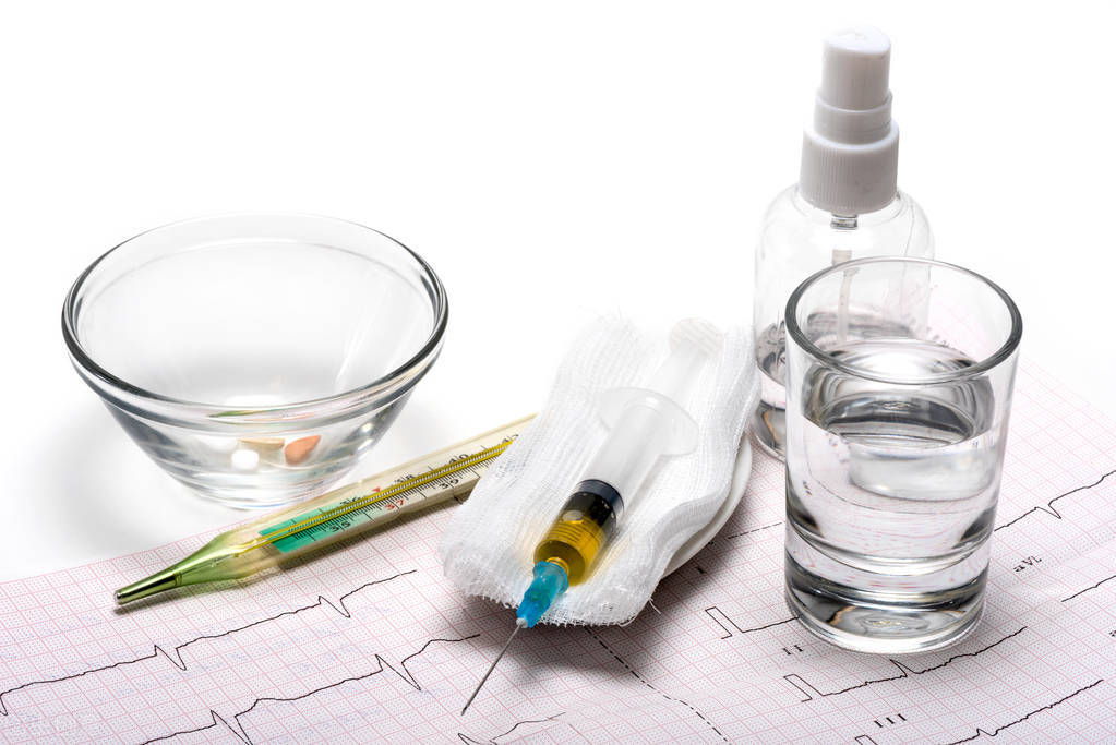 大便粘马桶是肠癌的预兆吗,屁多便细是肠癌早期信号