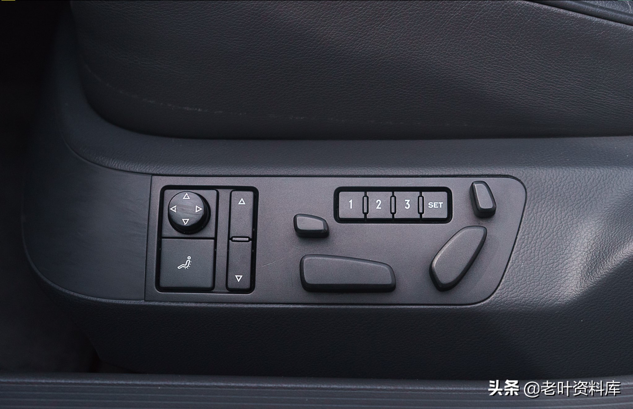 最低调的豪华汽车辉腾短片,2022年最低调的豪车