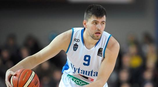 被列入冲冠的深圳，低调战澳门，队长称中国篮球应学欧洲