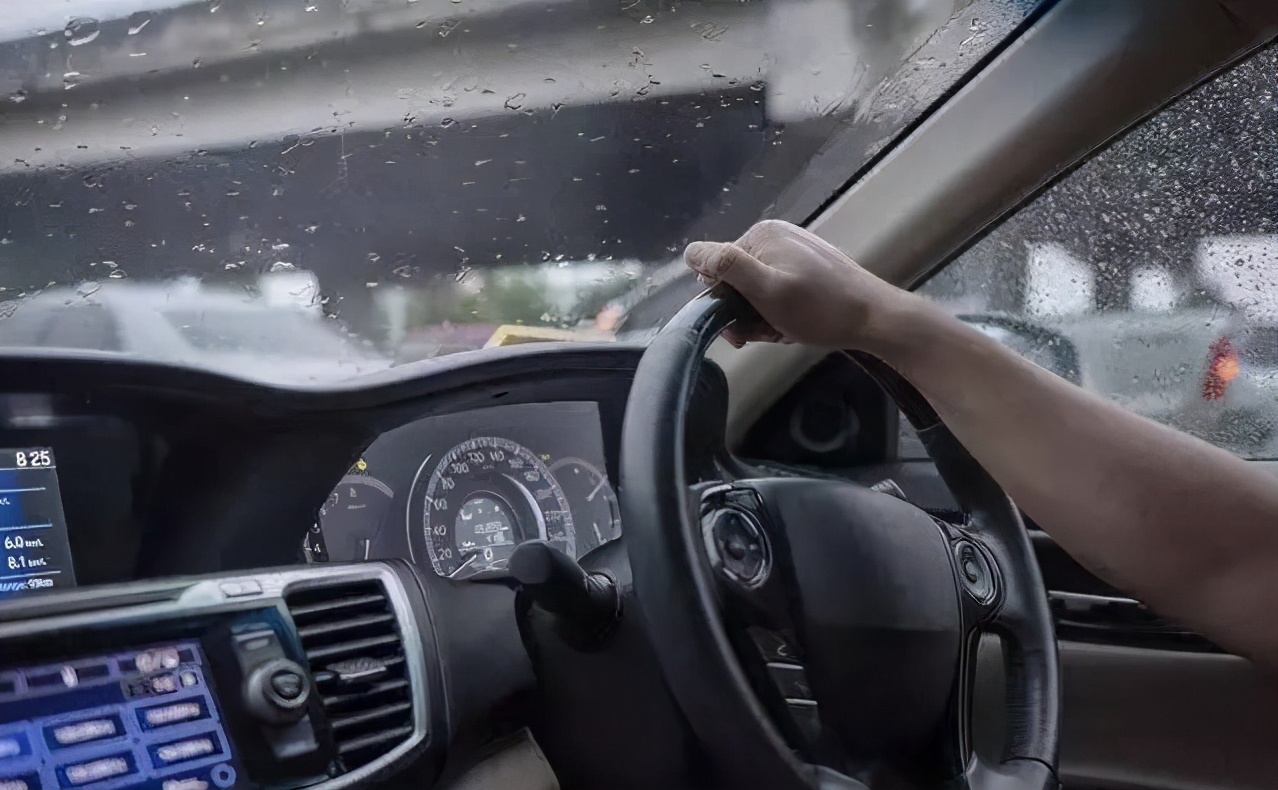 车牌号网上选号好还是现场选号好,选号车牌号如何选