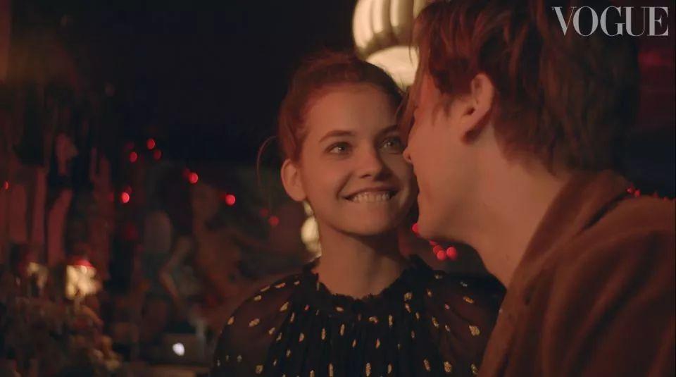 以瘦为美？最丰满女超模脱掉衣服的一瞬间，网友：我养你....