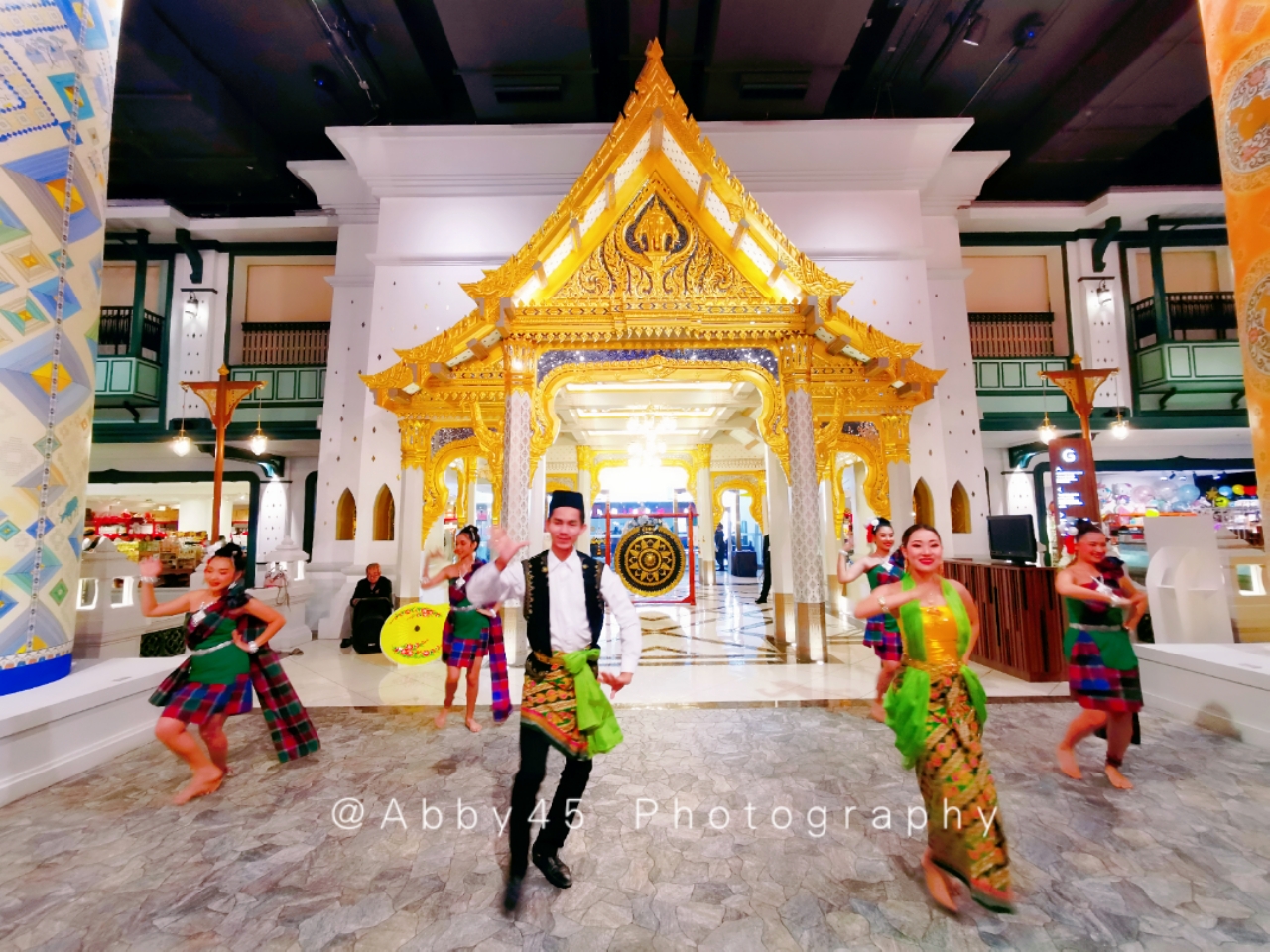 去泰国必买的便宜商场 (泰国旅游值得购物的商场)