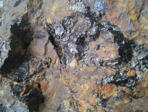 地球上各类铁矿分布,地球上矿产