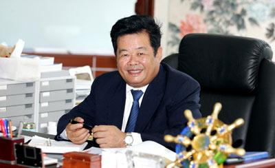 曹德旺为红颜知己摊牌,玻璃大王曹德旺劝人不买房子