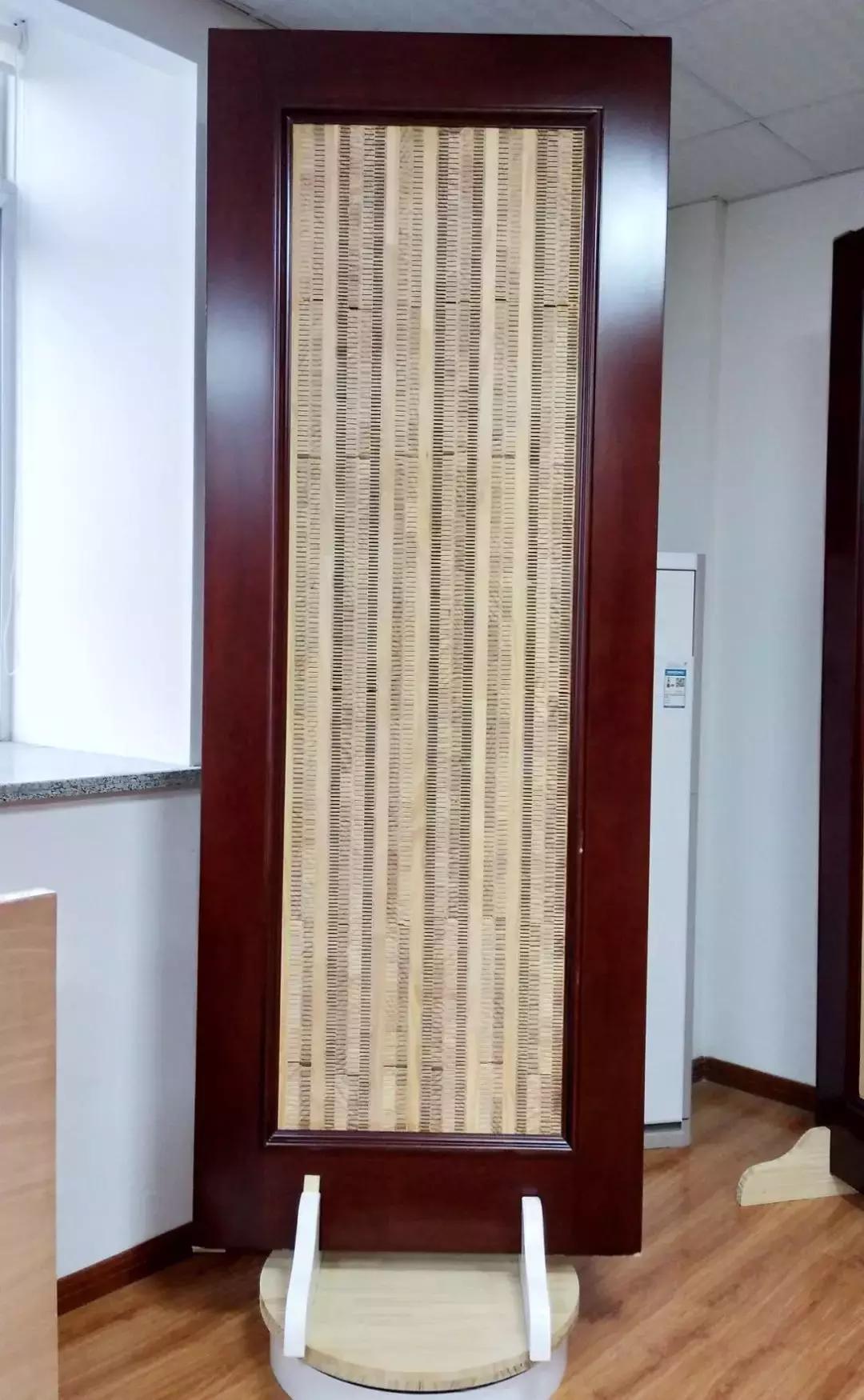 超高柜门怎样做不变形,定制衣柜柜门怎么防止变形