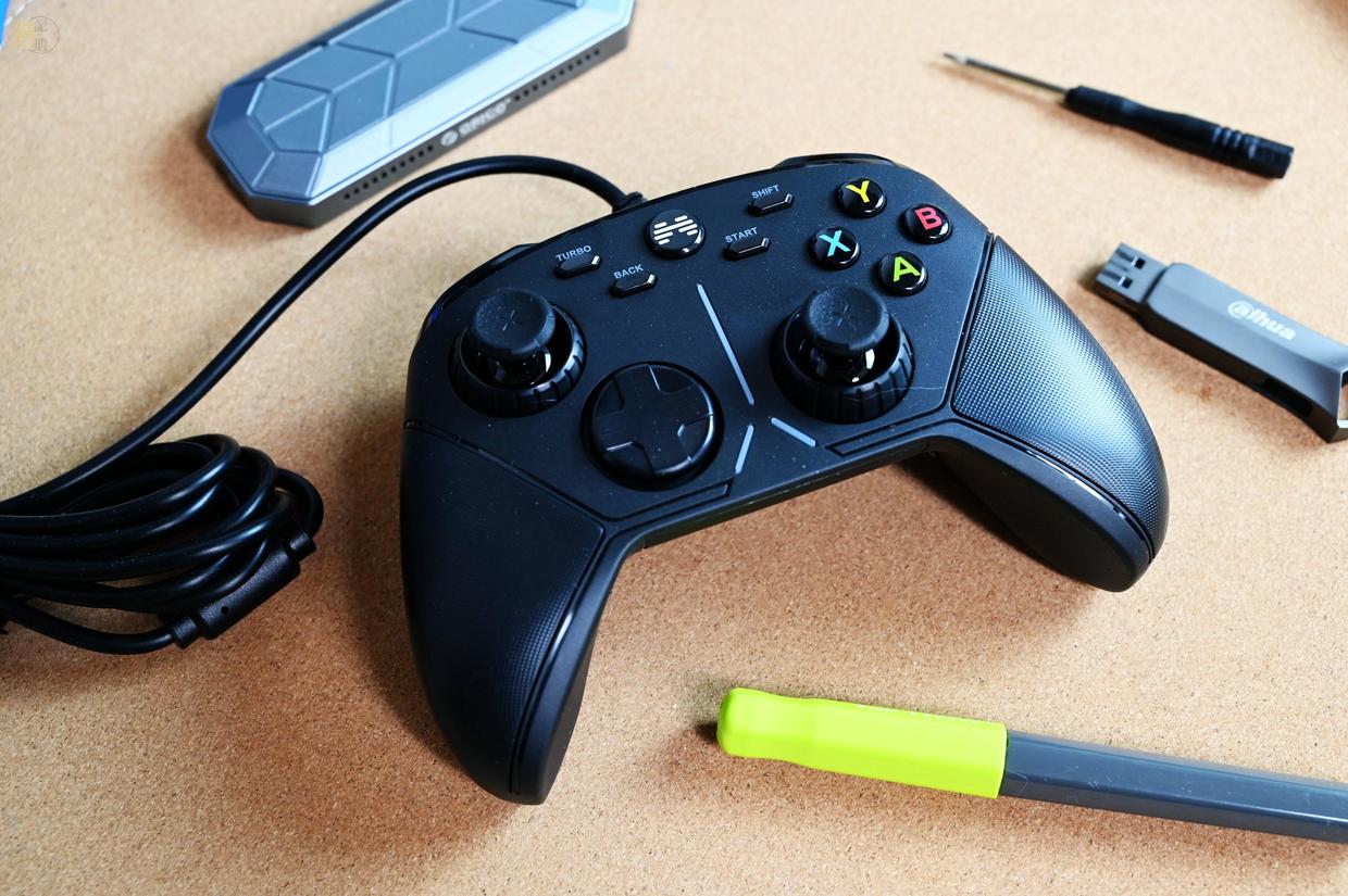 手柄推荐北通阿修罗3,北通阿修罗3摇杆精确度