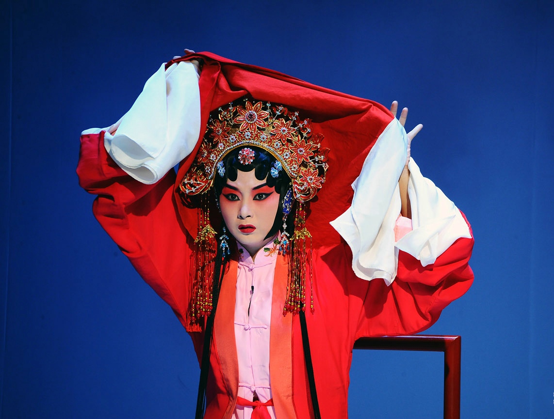 钗头凤唐婉真的爱陆游吗,钗头凤和陆游与唐婉是一个故事吗